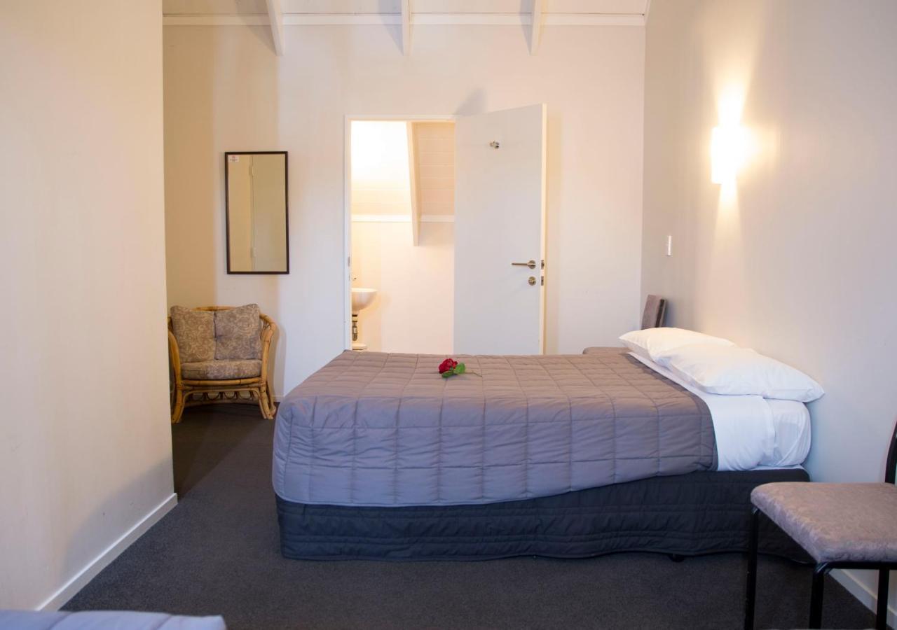 Midway Motel Rotorua Ngoại thất bức ảnh